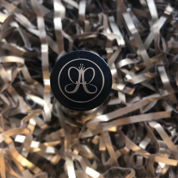 Anastasia Beverly Hills Contour Stick in Banana - Picture 3 of 7